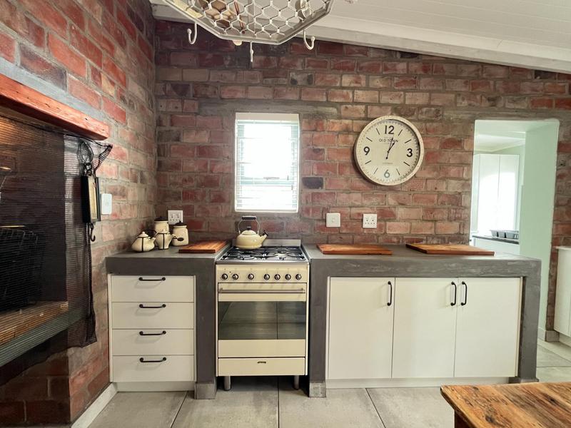 4 Bedroom Property for Sale in Dwarskersbos Western Cape